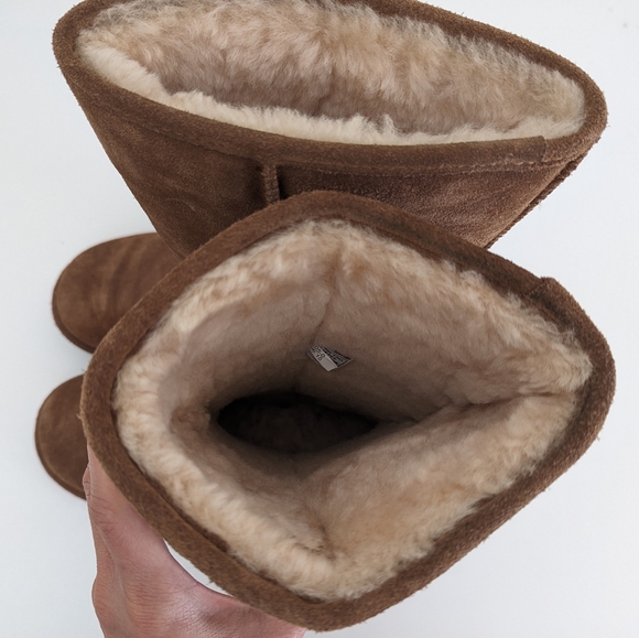 BEARPAW Emma Brown Suede Tall Boots Slip On Sheepskin Women Sz 8 Flat Heel MINT - Picture 8 of 15
